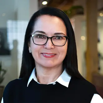 Frances Ponsioen headshot