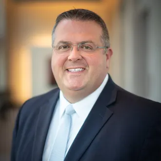 Andre Kemeny headshot